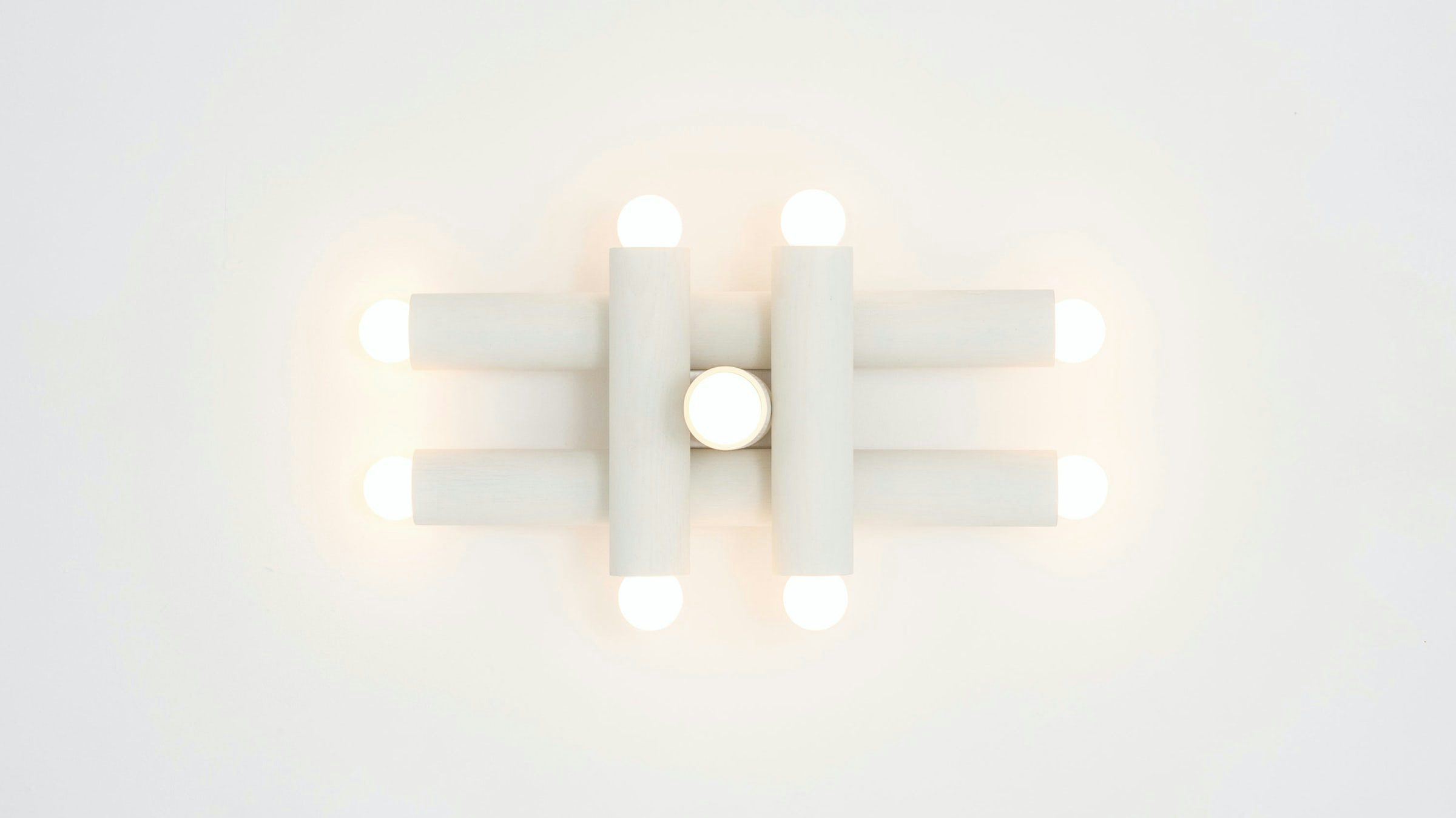 gallery image for GALLERY_SCONCE_0006_Hiero_Studio33