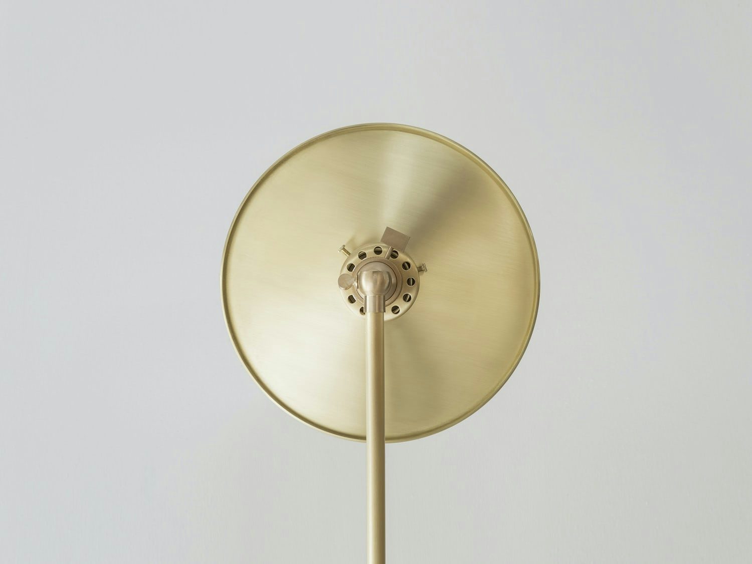 gallery image for Brass-Wall-Lamp_Shade