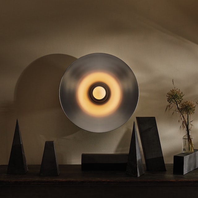 gallery image for MONUMENTAL_SCONCE_GALLERY_08
