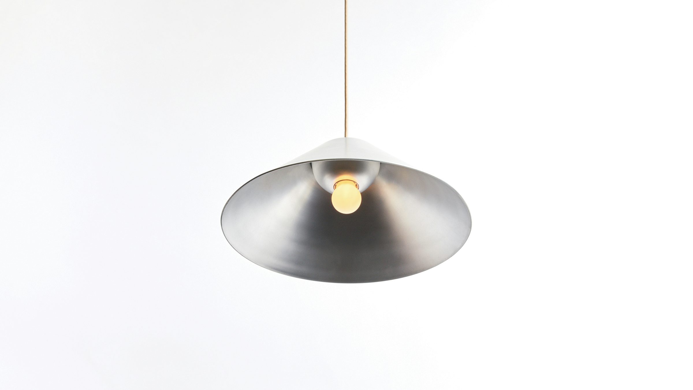gallery image for MONUMENTAL_PENDANT_SMALL_04