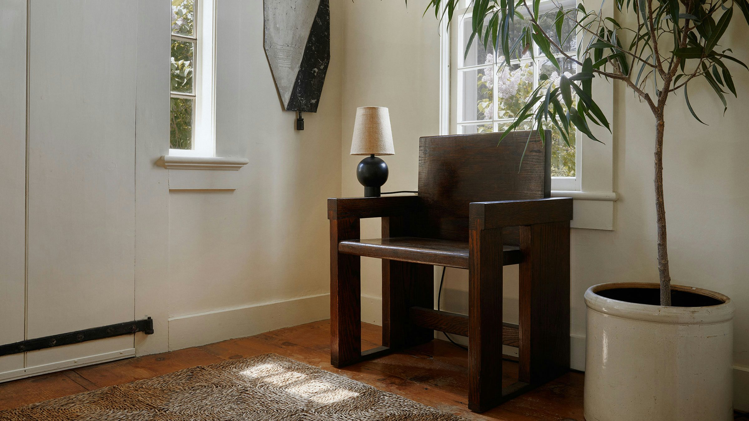 gallery image for Bole_Table_Lamp_Situ_03