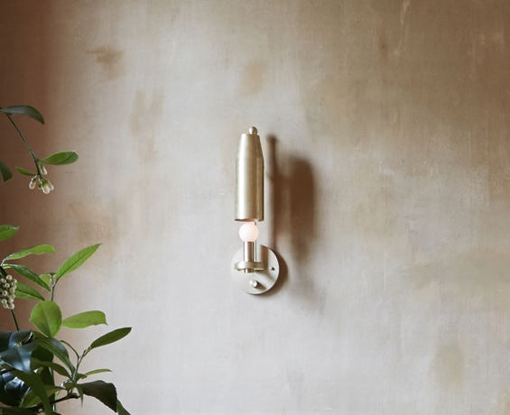 An alternative image of Chamber Sconce in use